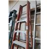 Image 1 : Werner FG 8' Platform Stepladder (Orange)