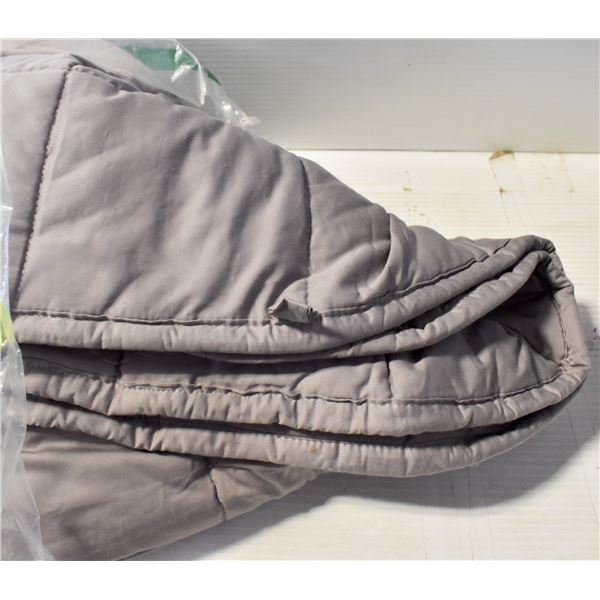 NEW REPACKAGED 60 X 80" 20LB GREY WEIGHTED BLANKET