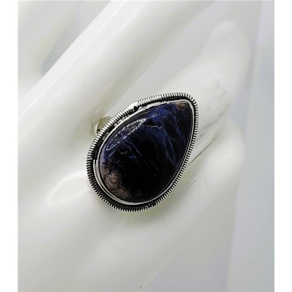 14)  DARK PURPLE/BLUE SODALITE QUARTZ RING SET IN