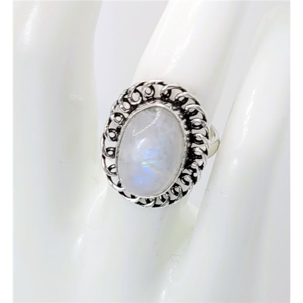 12)  NATURAL OVAL MOONSTONE RING, SET IN 925