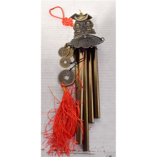 NEW IN BOX MEDIUM SIZE WIND CHIME