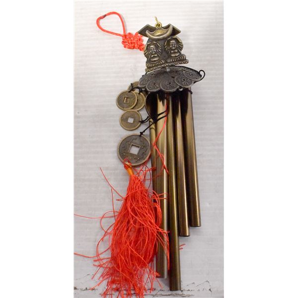 NEW IN BOX MEDIUM SIZE WIND CHIME