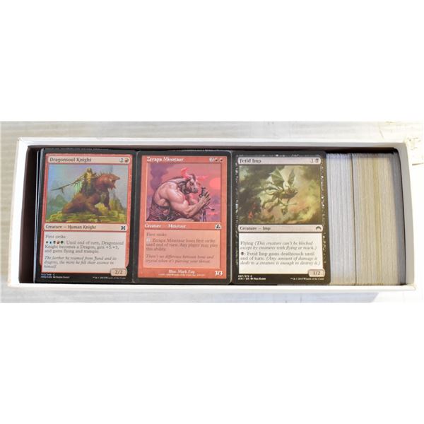 700 MAGIC THE GATHERING CARDS