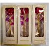 Image 1 : 3 FOREVER LOVE INFINITY ROSES 24K GOLD