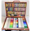 Image 1 : CRAYOLA ARTISTRY SET IN WOOD CARRYING CASE