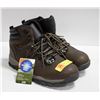 Image 1 : BRAND NEW, SIZE 12 WATERPROOF HIKING BOOTS