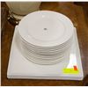 Image 1 : NEW TWELVE 9" PLATES & FOUR 12" SQUARE PLATES