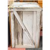 Image 1 : SHOWHOME STYLE WOODEN CRATE WHITE RUSTIC DESIGN
