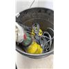 Image 3 : PAIL OF SOCKETS, TROUBLE LIGHTS, TOOLS