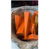 Image 2 : PAIL OF BUCKING WEDGES