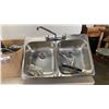 Image 2 : DOUBLE STAINLESS SINK AND BOX OF KITCHEN ITEMS, CROCK POT