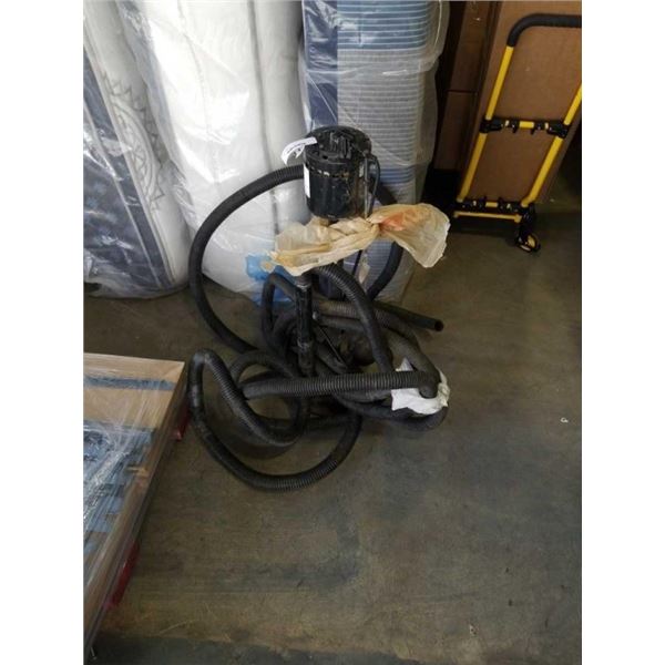 SUMP PUMP WITH HOSE