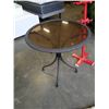 Image 2 : GLASSTOP PATIO BISTRO TABLE AND SHORT RED COAT TREE