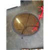 Image 3 : GLASSTOP PATIO BISTRO TABLE AND SHORT RED COAT TREE