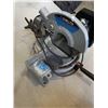 Image 2 : DELTA 10 INCH COMPOUND MITER SAW