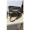 Image 2 : MAKITA 3 PC DRILL, DRIVER AND SAWZALL SET WITH 3 BATTERIES AND CHARGER TESTED AND WORKING