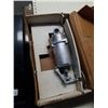 Image 2 : PNEUMATIC ACTUATOR AND BIN OF THREADED ROD