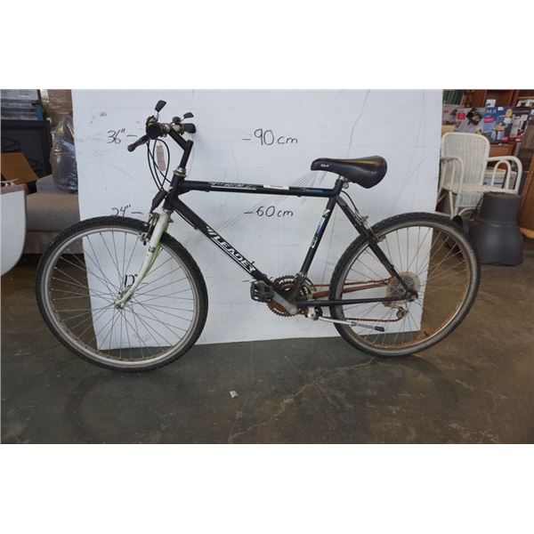 BLACK LEADER BIKE