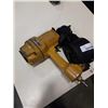 Image 2 : STANLEY BOSTITCH NEUMATIC COIL NAILER TESTED AND WORKING