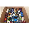Image 2 : TRAY OF DIE CAST CARS