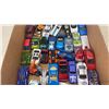 Image 3 : TRAY OF DIE CAST CARS
