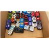 Image 4 : TRAY OF DIE CAST CARS