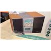 Image 2 : AUDIOVOX EXECUTIVE AUDIO SYSTEM BOOKSHELF STEREO