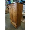 Image 3 : PINE WARDROBE