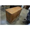 Image 2 : OAK SIDEBOARD