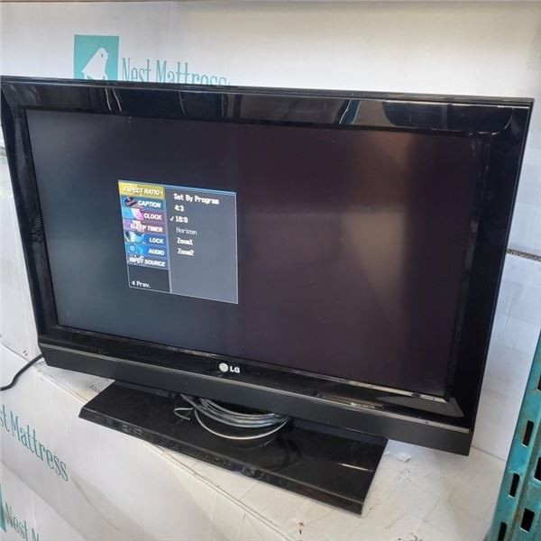 LG 32 INCH LCD TV WORKING