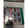 Image 3 : BINDER OF HOCKEY CARDS