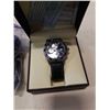Image 3 : GUESS WATCH WITH CASE AND FITBIT WATCHES