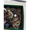 Image 2 : TRAY OF JEWELRY AND WATCHES