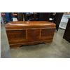 Image 2 : BOSHART CEDAR CHEST