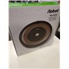 Image 2 : IROBOT ROOMBA 895 ROBOT VACUUM WORKING