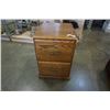 Image 1 : 2 DRAWER OAK FILING CABINET