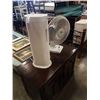 Image 1 : TABLE FAN AND AIR PURIFIER
