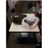 Image 1 : QUEENSIZE 2 ZONE ELECTRIC WARMING BLANKET WORKING