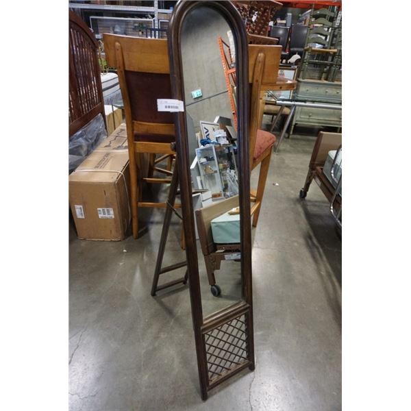 RATTAN DRESSING MIRROR 56 INCHES TALL Big Valley Auction Rattan dressing mirror 56 inches tall big valley auction