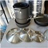 Image 2 : 20 PCS OF KIRKLAND SIGNATURE COOKWARE