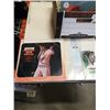 Image 2 : BOX OF VARIOUS ROCK AND OTHER RECORDS