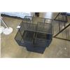 Image 2 : WIRE MESH ORGANIZERS AND CLOCK