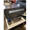 Image 6 : STAINLESS TOASTER OVENS - CUISINART AND BLACK AND DECKER