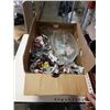 Image 1 : BOX OF CRYSTAL AND GLASSWARE