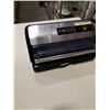 Image 2 : FOOD SAVER VACUUM SEALER