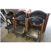 Image 1 : 6 WOOD FRAMED FOLDING CHAIRS