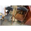 Image 2 : 6 WOOD FRAMED FOLDING CHAIRS