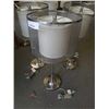 Image 2 : 3 METAL SHADE TABLE LAMPS