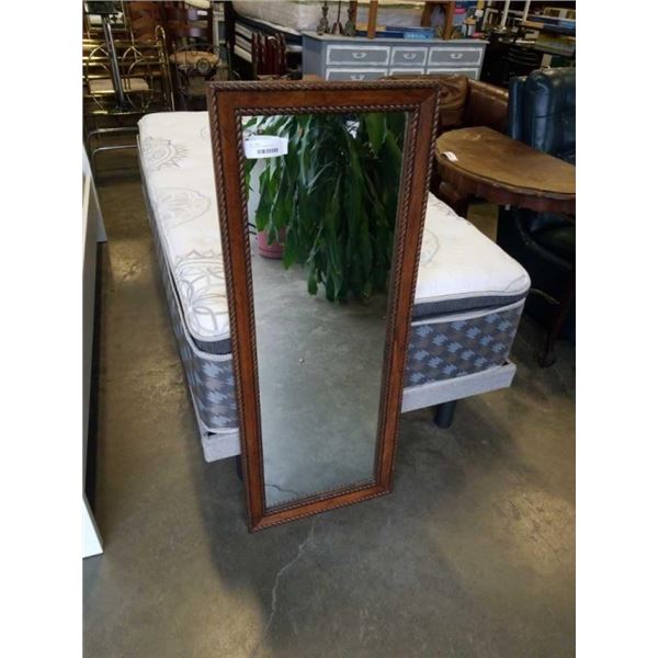 DECORATIVE FRAMED MIRROR