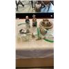Image 1 : 2 FIGURES MAN AND WOMAN, VINTAGE SALT AND PEPPER SHAKERS, BELLS, COLLECTOR SPOONS, 2 PICTURE FRAMES